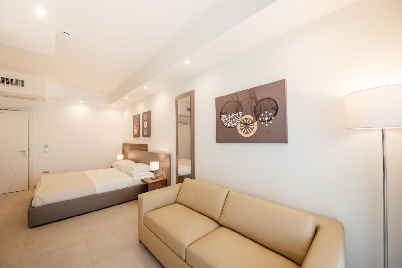 Grieco Business & Spa Hotel تشيرينيولا المظهر الخارجي الصورة