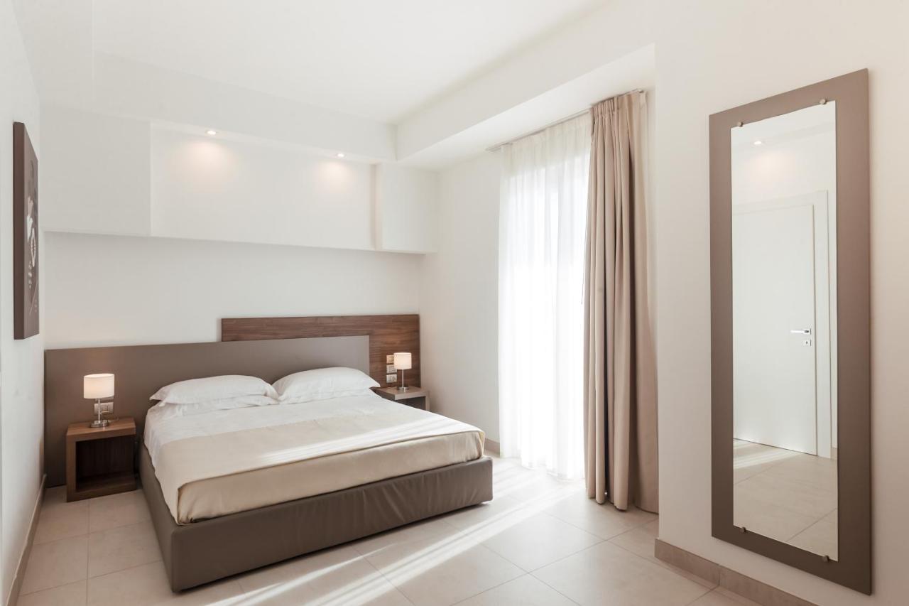 Grieco Business & Spa Hotel تشيرينيولا المظهر الخارجي الصورة