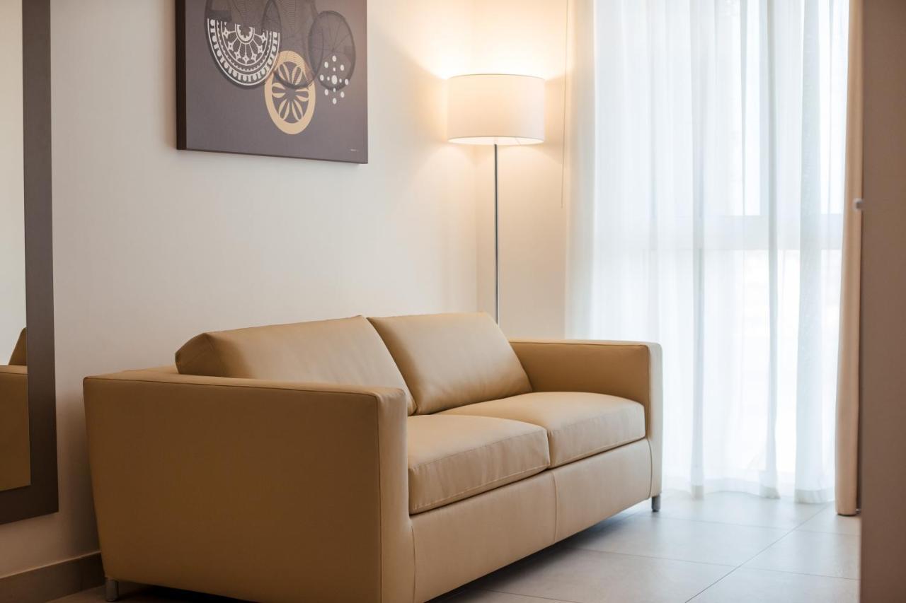 Grieco Business & Spa Hotel تشيرينيولا المظهر الخارجي الصورة