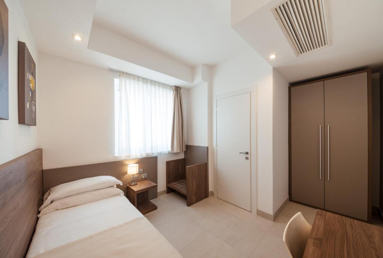Grieco Business & Spa Hotel تشيرينيولا المظهر الخارجي الصورة
